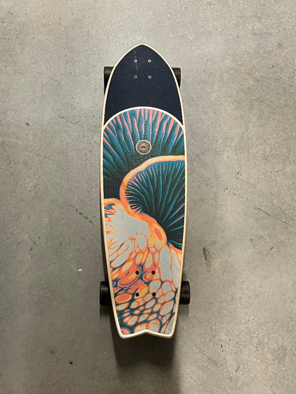 Globe Chromantic Bio-Morph 33 inch Kicktail Cruiser Longboard